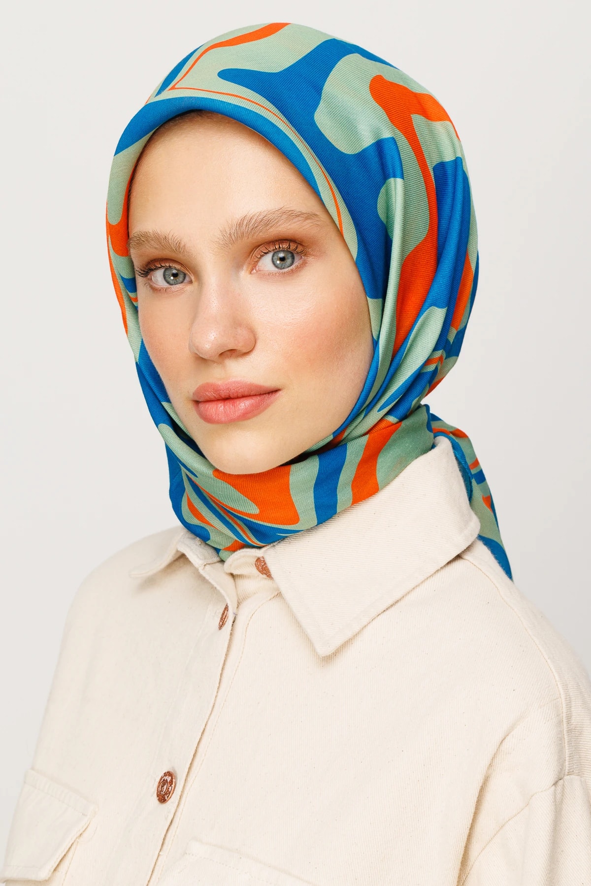 وشاح ميرا الرقمي الناعم