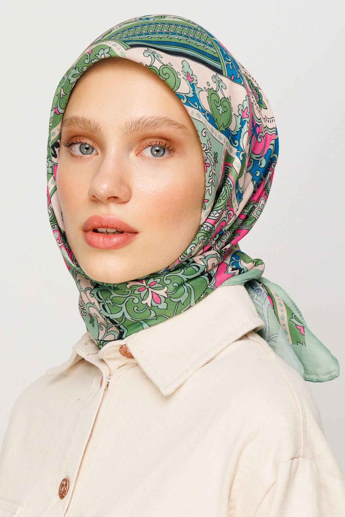 وشاح ناعم رقمي بنقشة 40 رقعة - أخضر مائي