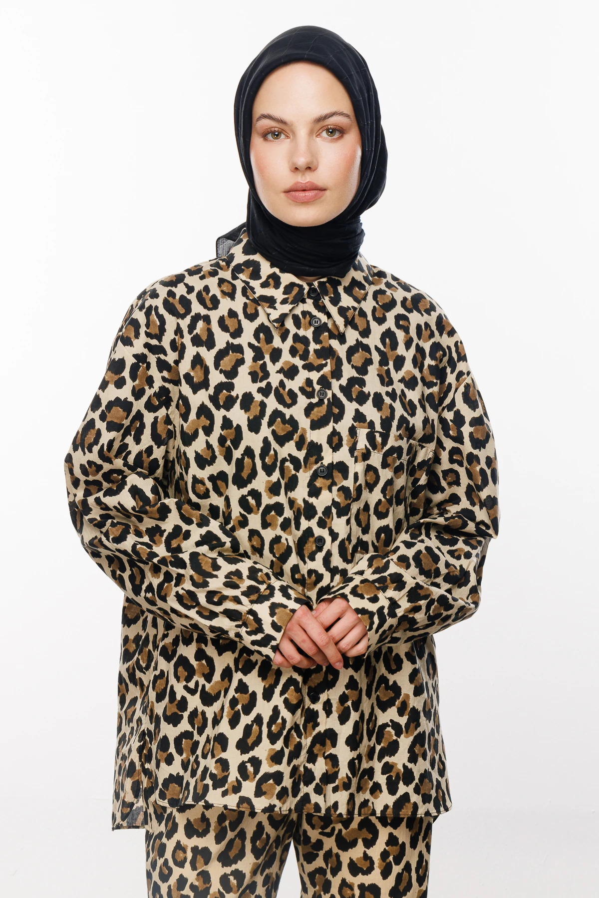 وشاح جاكار من الخيزران