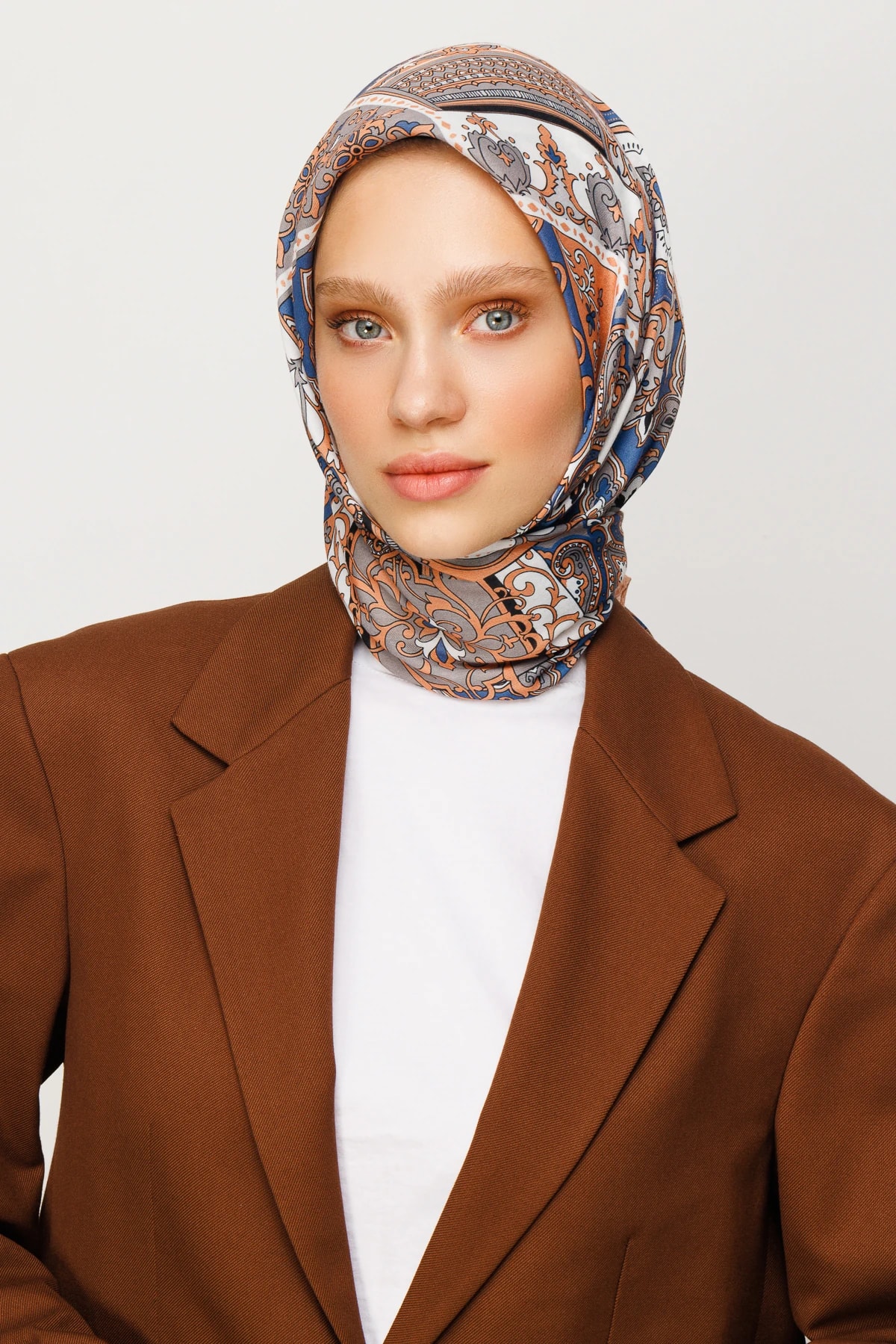 وشاح ناعم رقمي بنقشة 40 رقعة - سمك السلمون