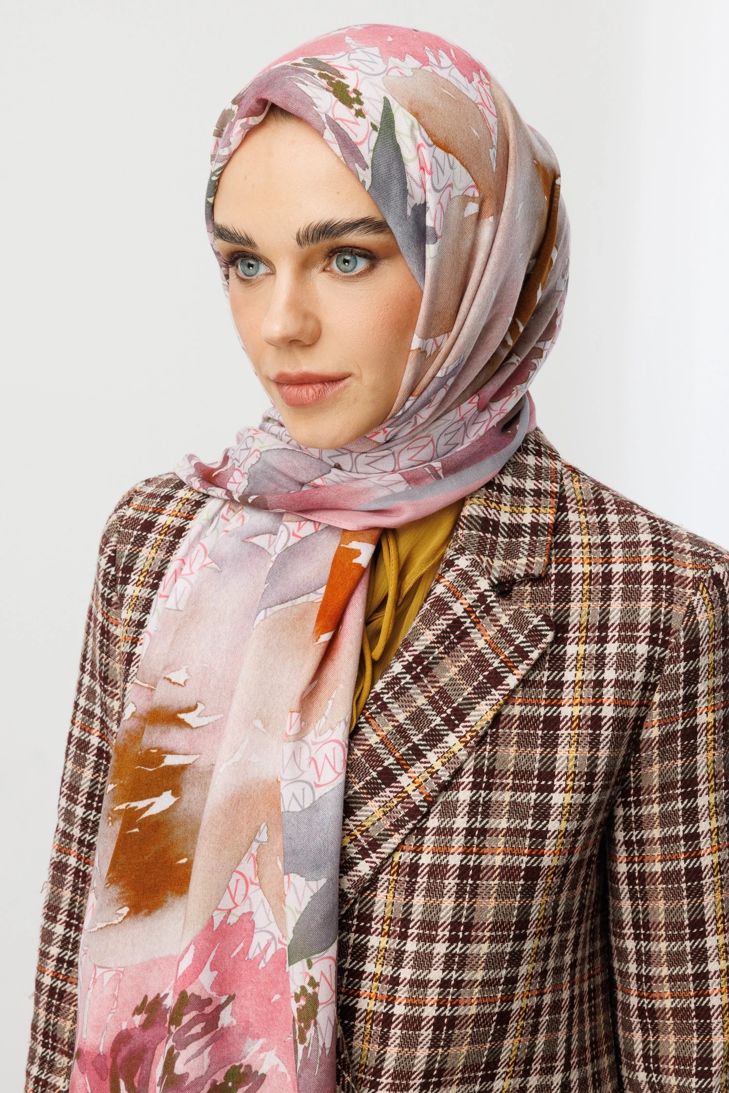 شال رامي بنمط MC