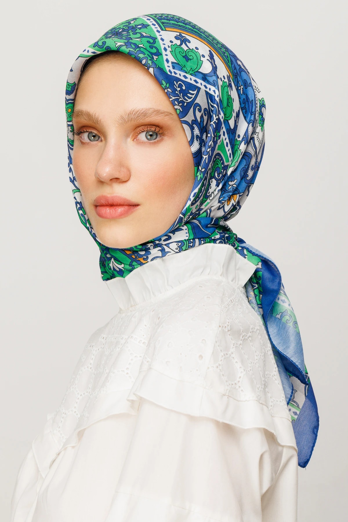 وشاح ناعم رقمي بنقشة 40 رقعة