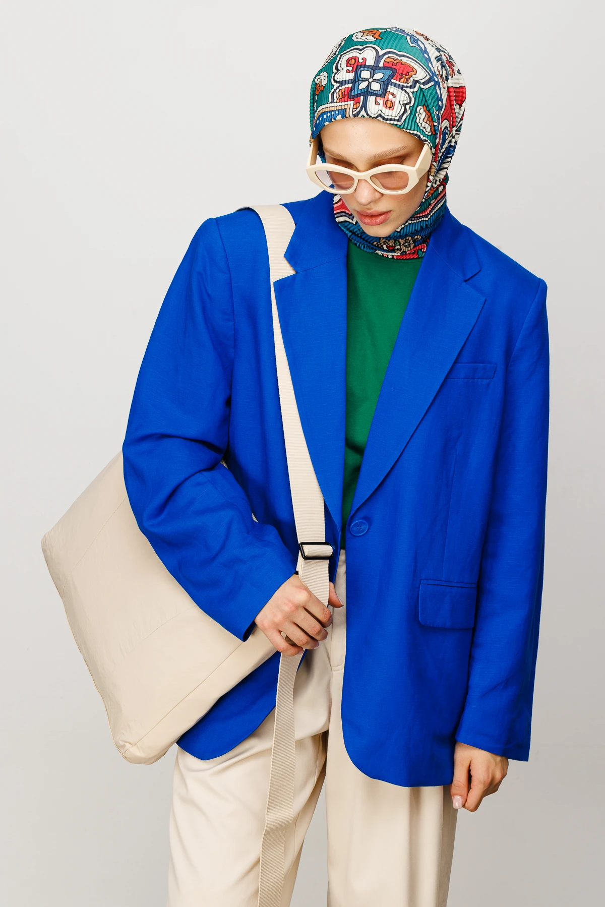 وشاح مطوي بنقشة 40 رقعة - نيلي