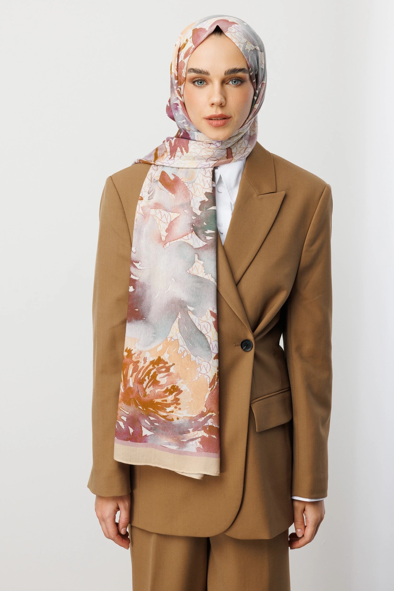 شال رامي بنمط MC - الفانيليا