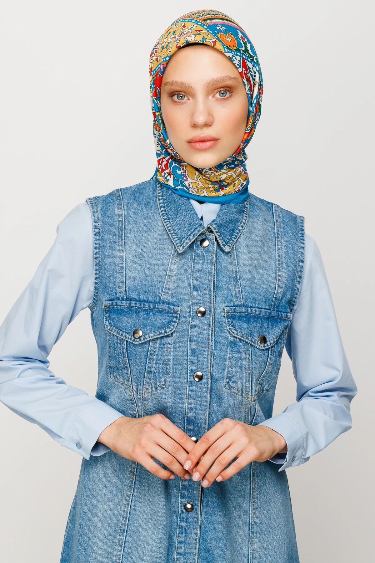 وشاح ناعم رقمي بنقشة 40 رقعة - أزرق