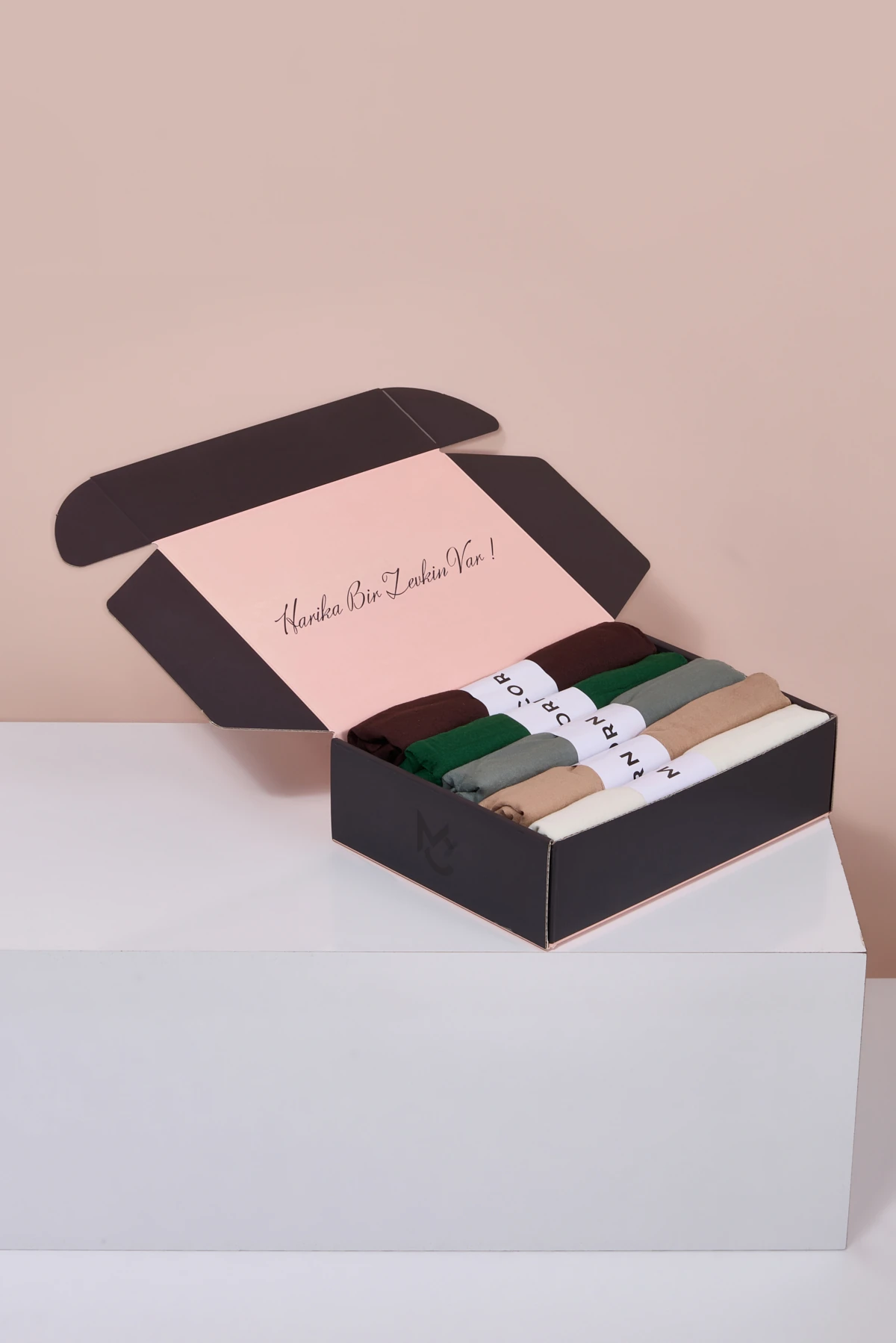 Pamuk Kraş Şal Color Box