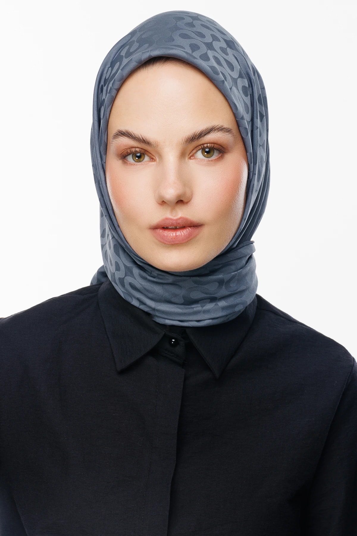 وشاح حريري جاكار بنقشة القمر