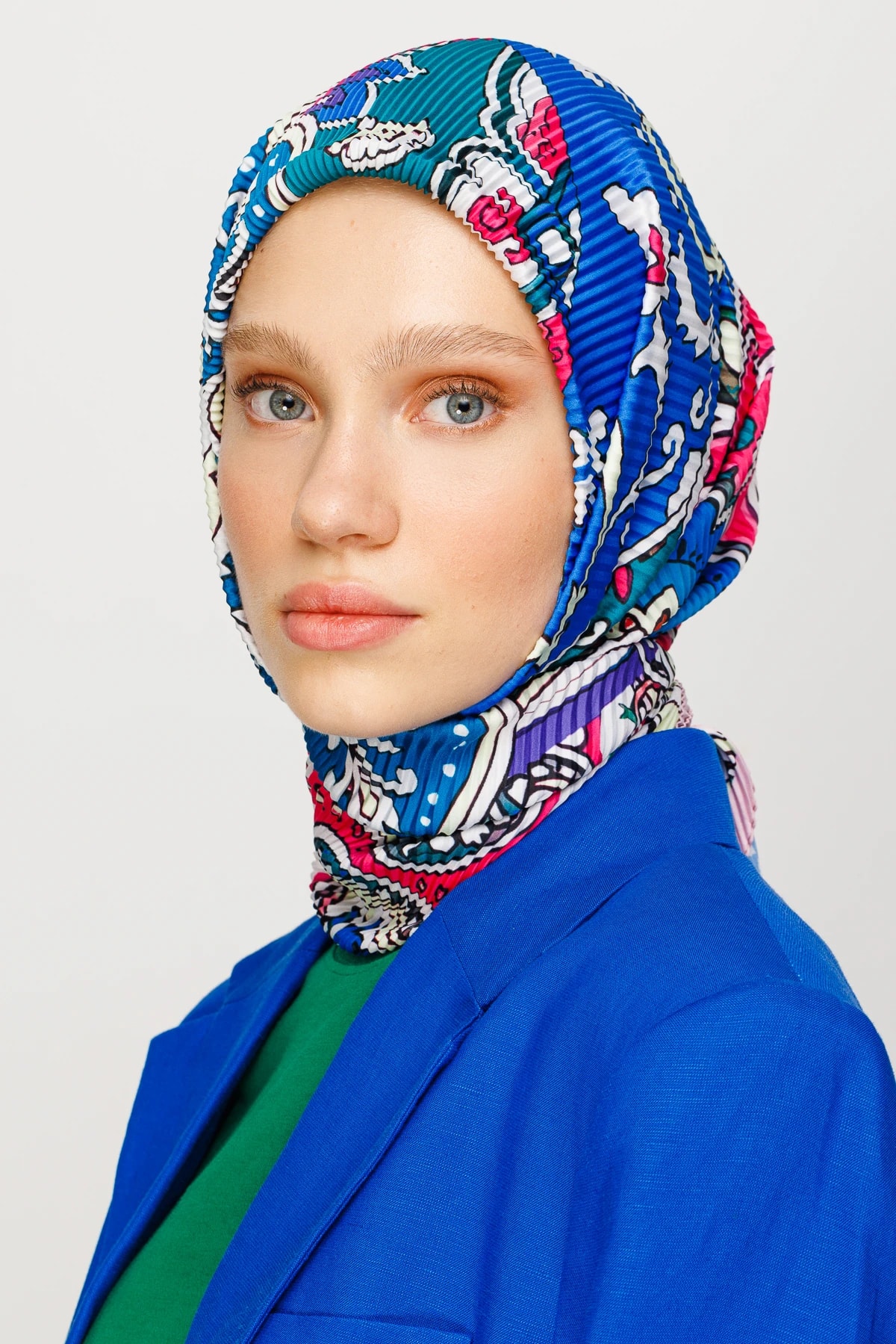 وشاح مطوي بنقشة 40 رقعة - ساكس بلو