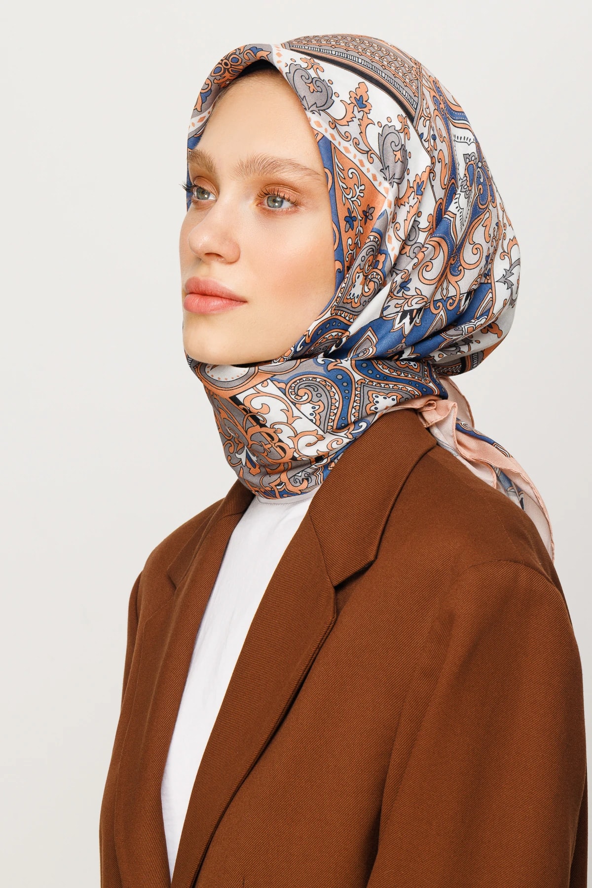 وشاح ناعم رقمي بنقشة 40 رقعة - سمك السلمون