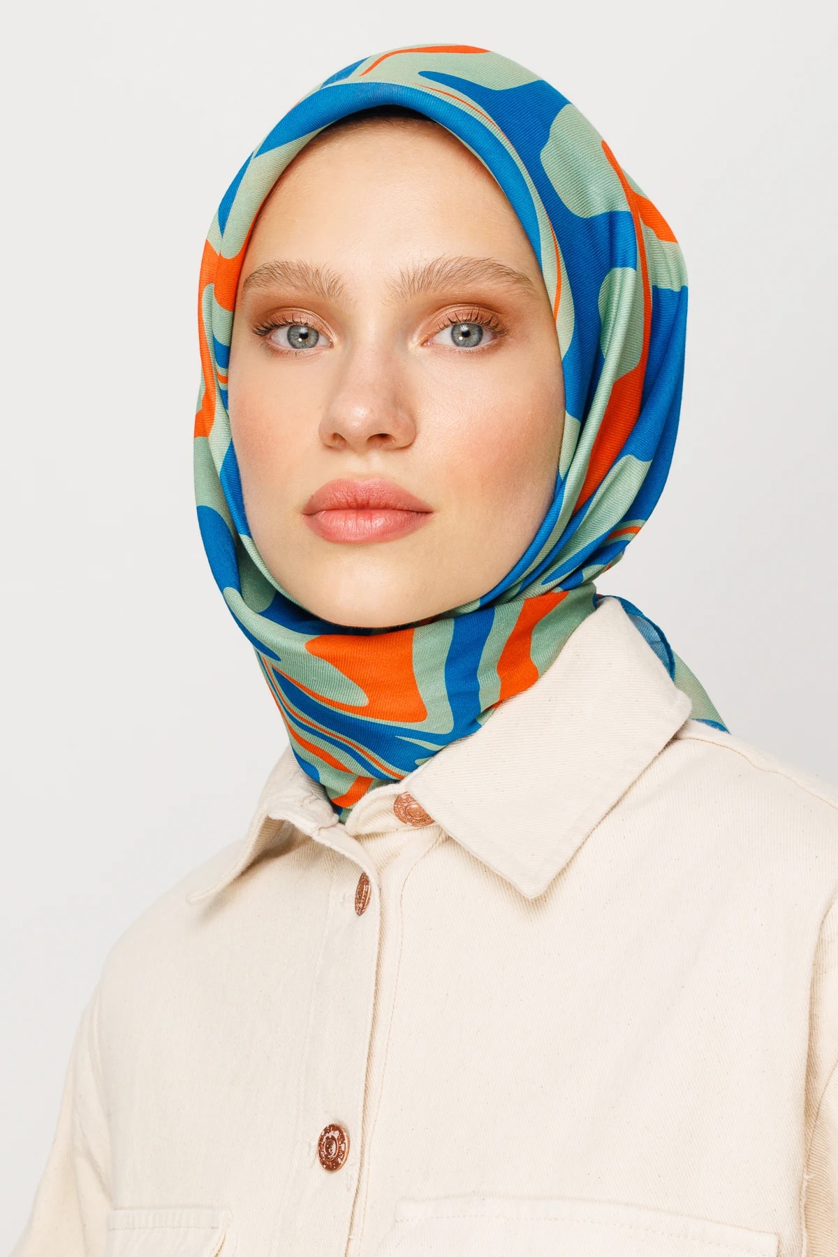 وشاح ميرا الرقمي الناعم