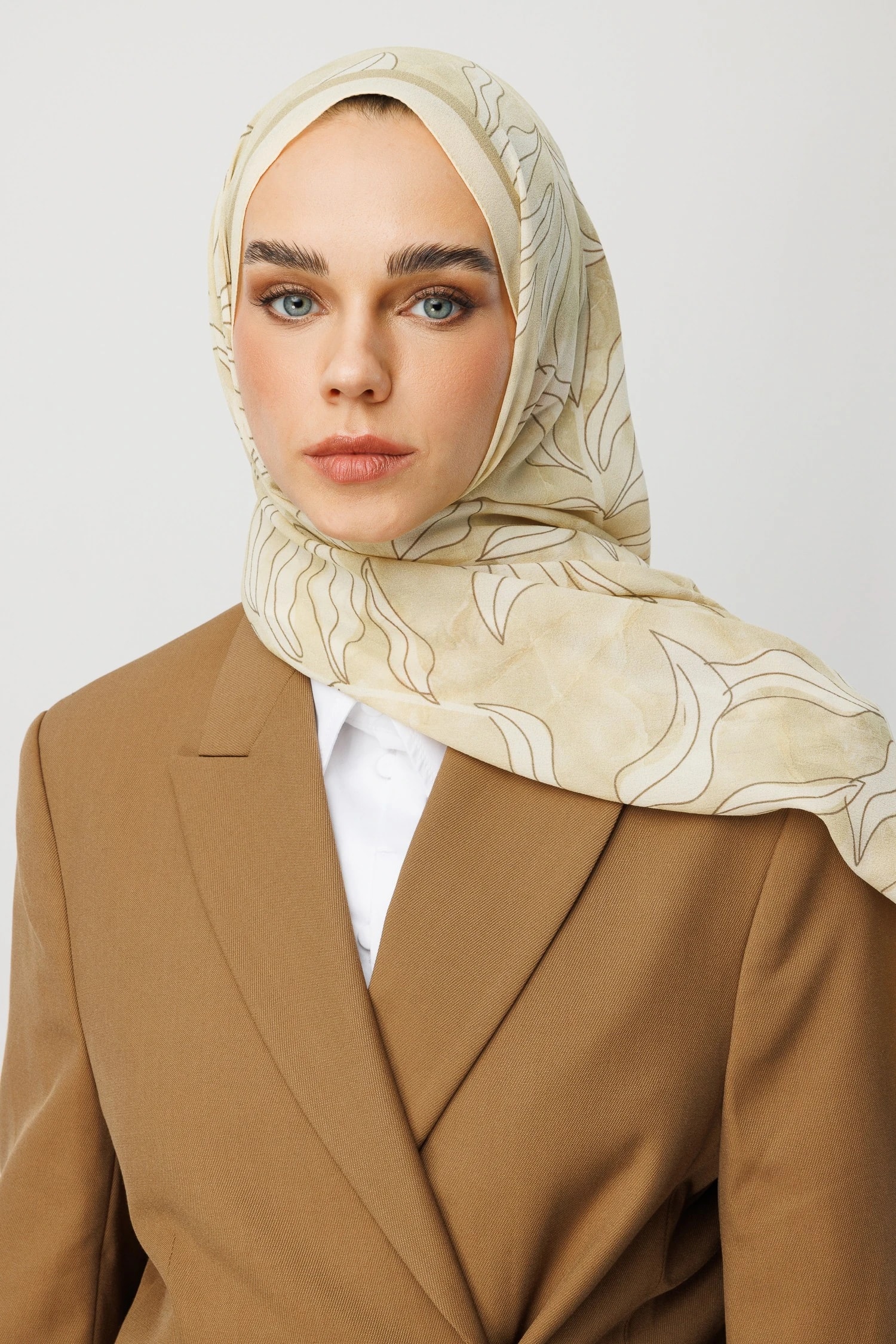 شال حرير خبي بنقشة السعف