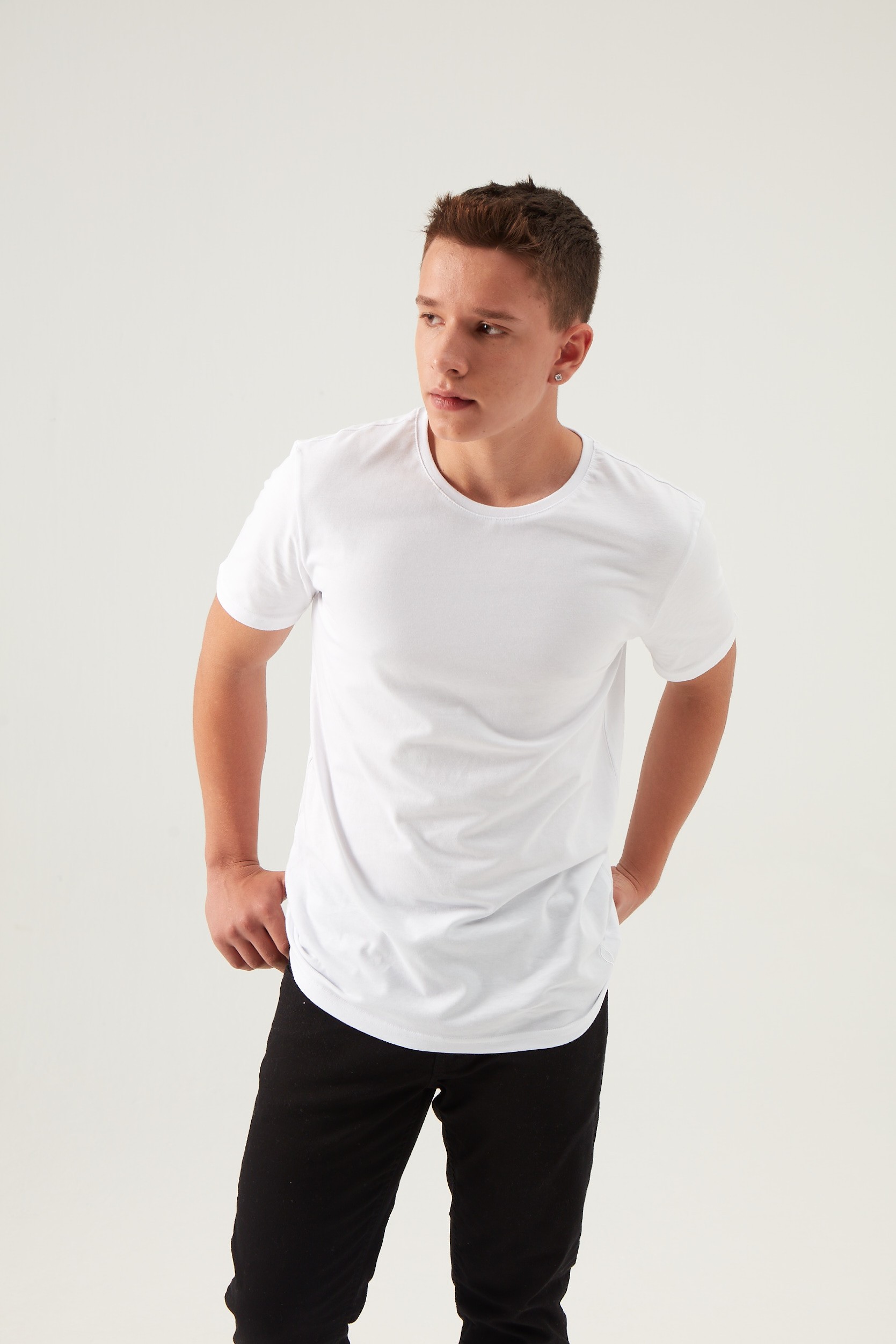  Outlet Erkek Normal Fit Beyaz Bisiklet Yaka T-Shirt