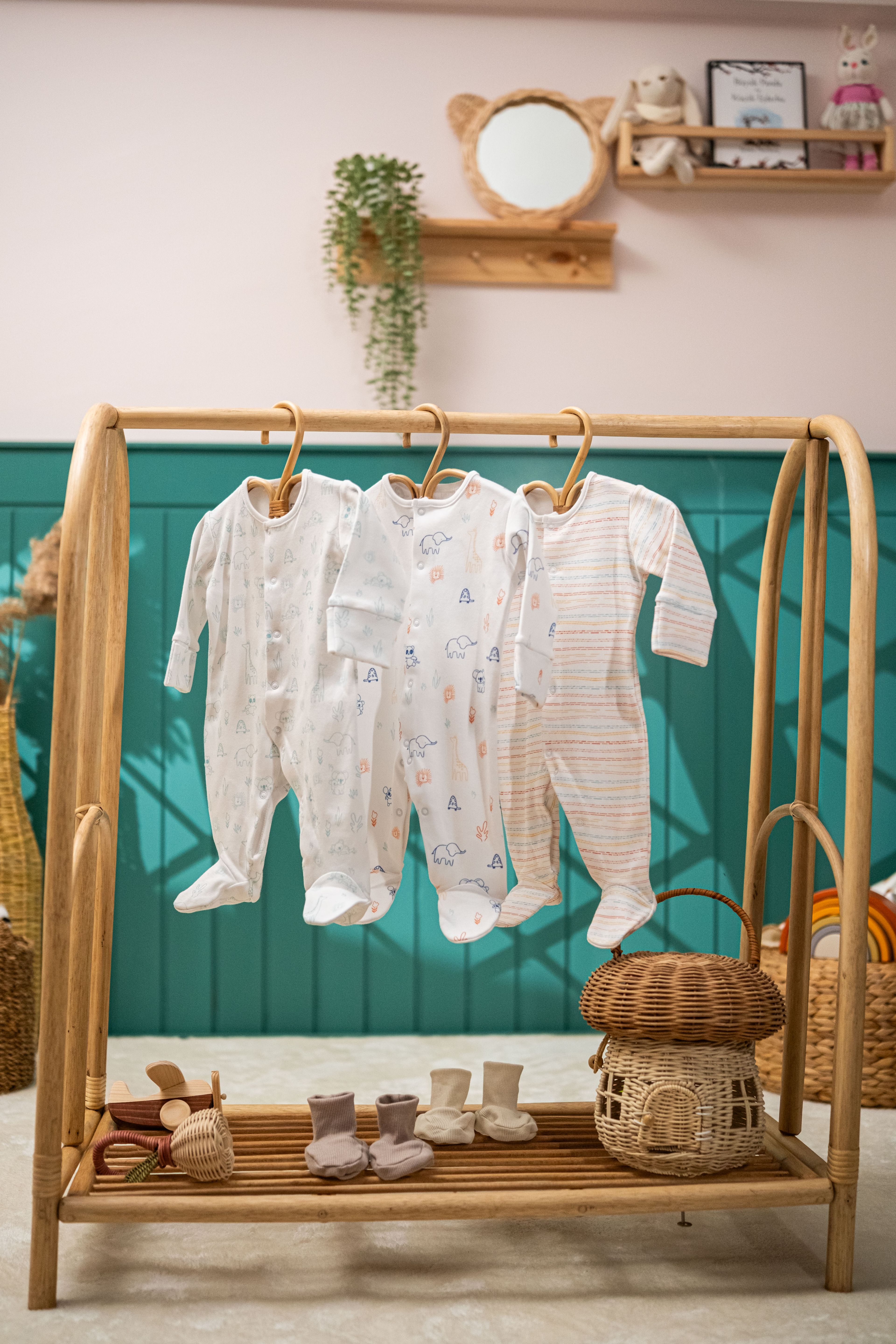 Organik Pamuk 3 Parça Unisex Patikli Bebek Tulum Set