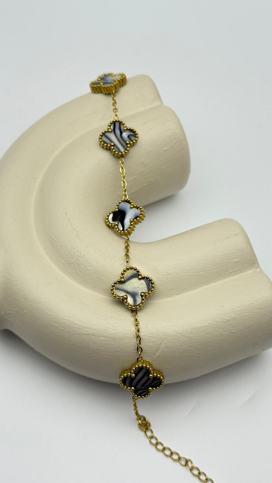 Çelik Yonca Bileklik