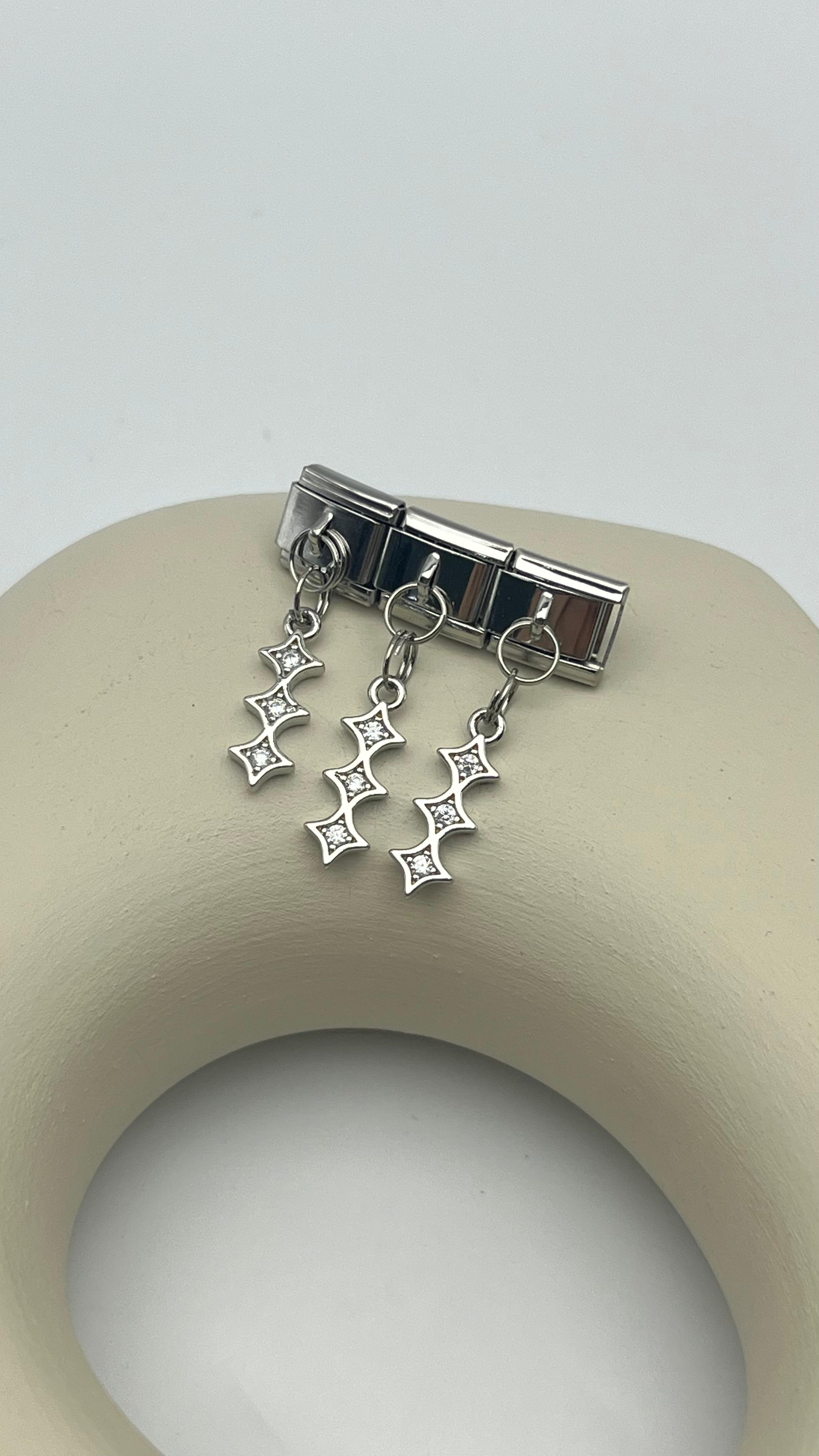 Nomi Charm