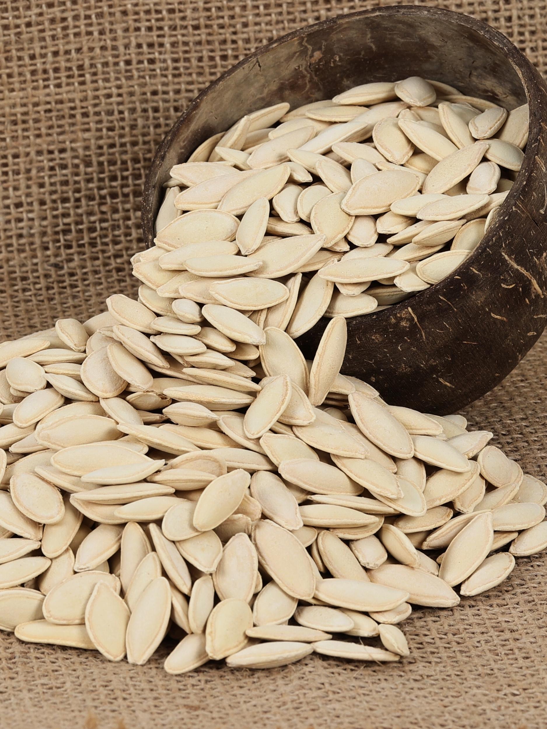 Özoğul Kuruyemiş Kavrulmuş Tuzlu Sivri Kabak Çekirdeği - 250 gr