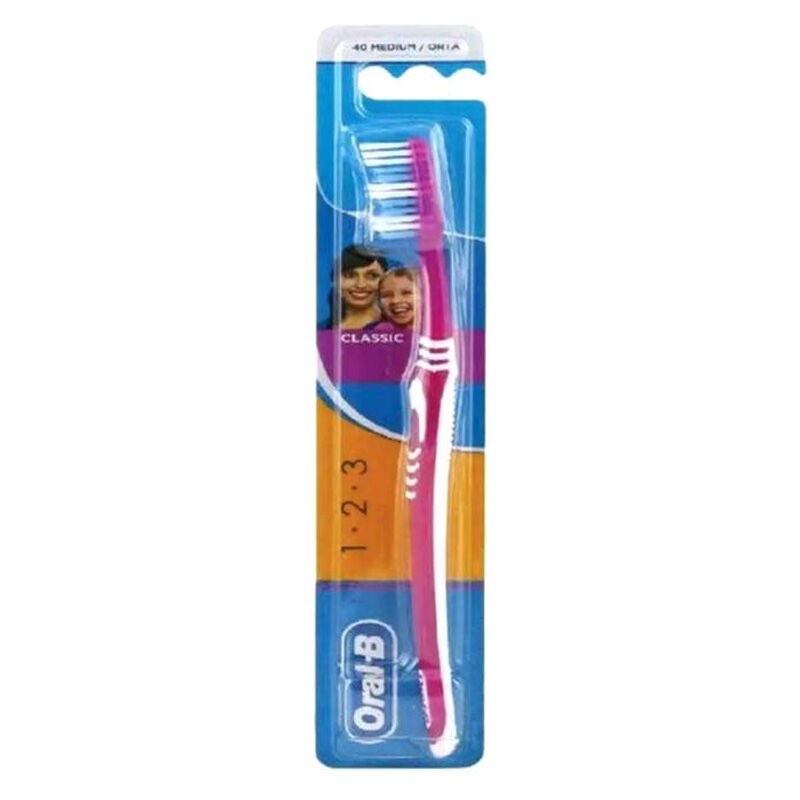 Oral-B Diş Fırçası Klasik Medium 40 Orta Sertlik