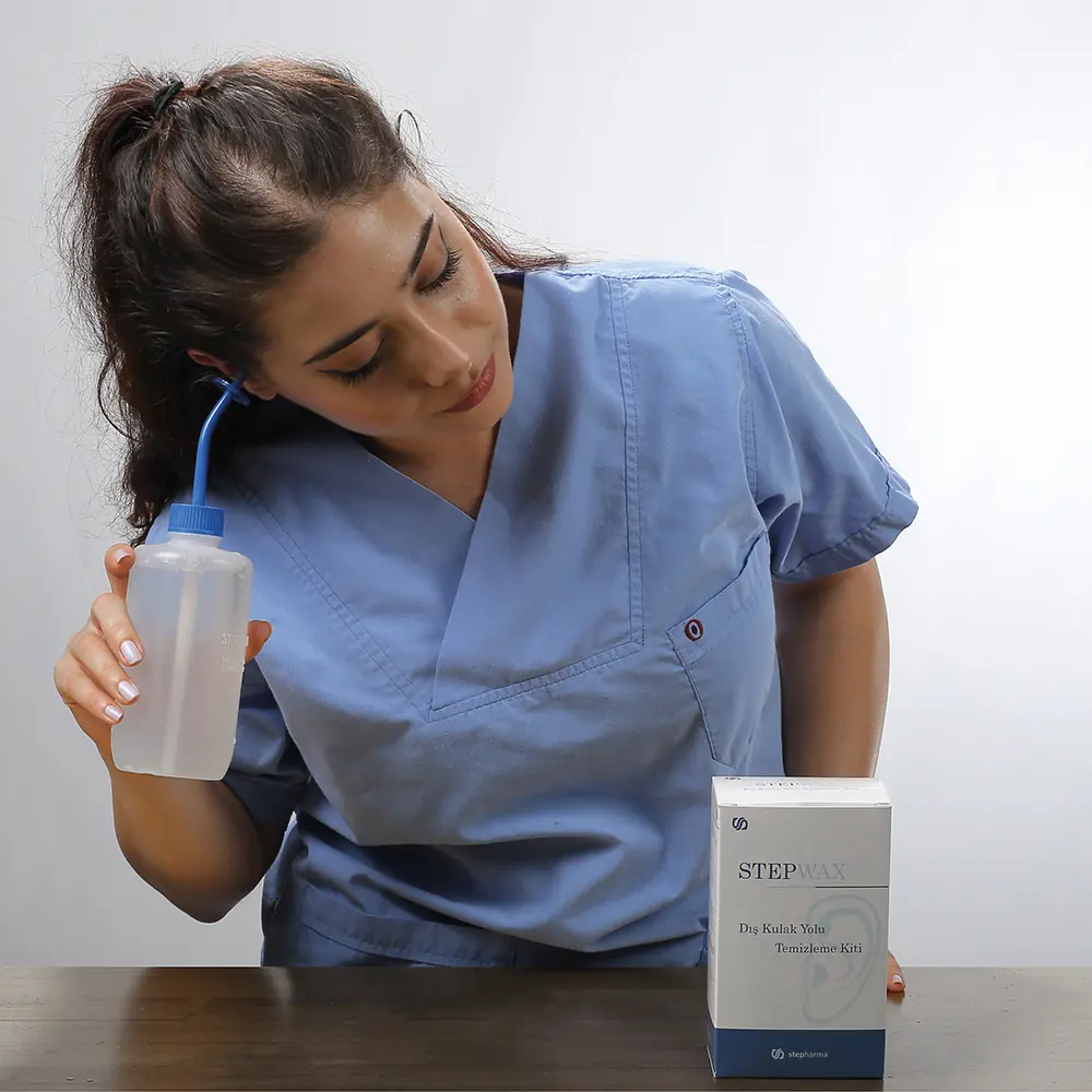 Stepwax ile kulak yıkama uygulaması
