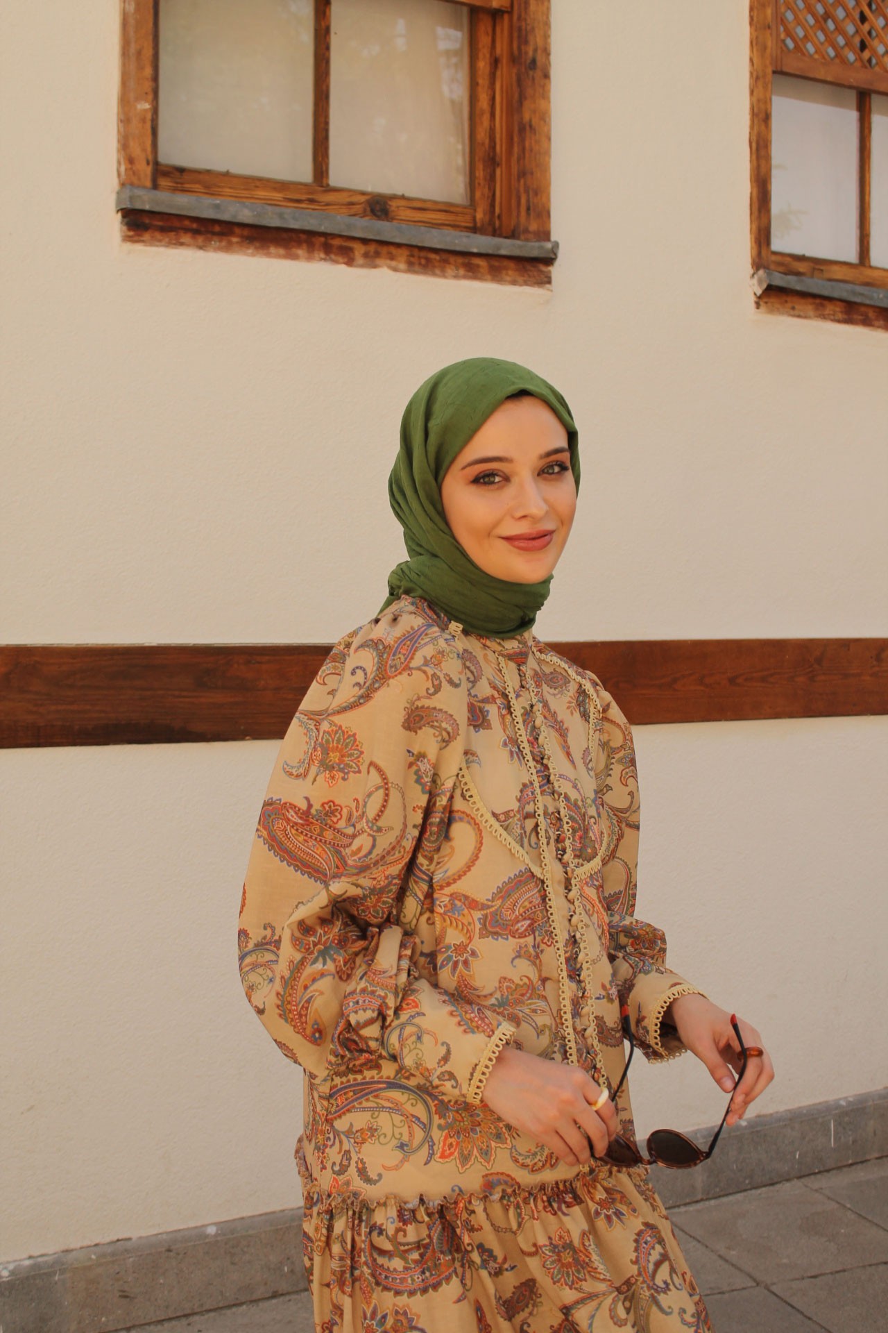 ETNİK DESENLİ KETEN ELBİSE KAHVE
