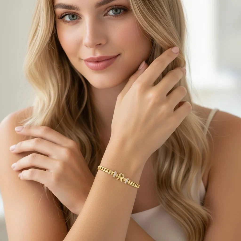 14 Ayar Gurmet R Harfli Altın Bileklik