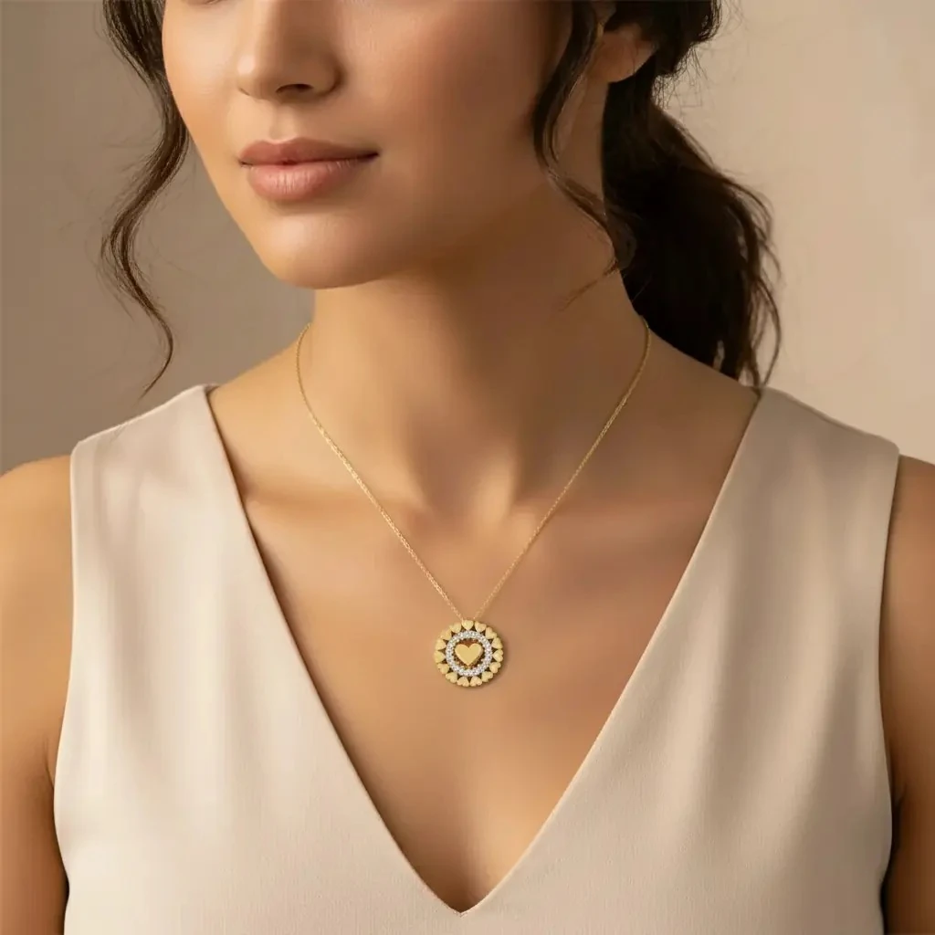 14 Ayar Altın Kalp Figürlü Taşlı Kolye