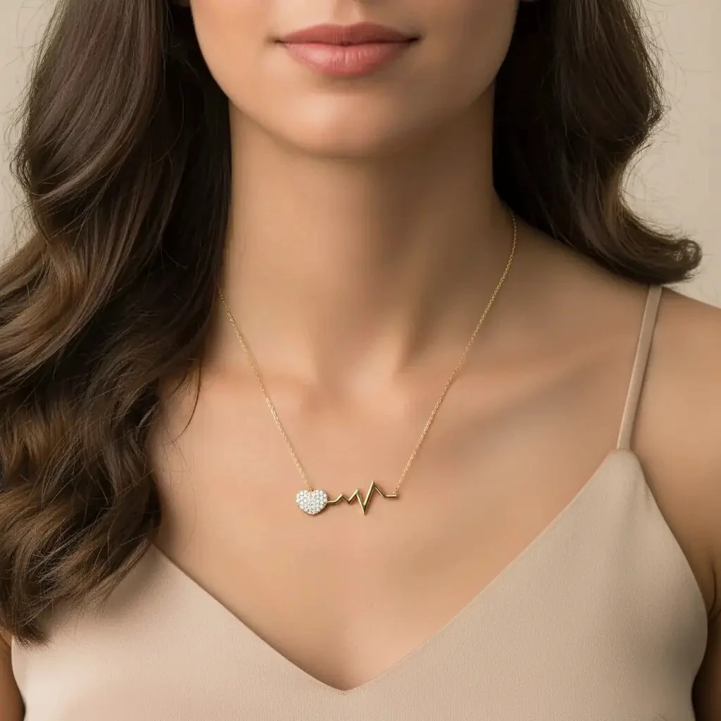 14 Ayar Kalp Atışı Temalı Taşlı Altın Kolye