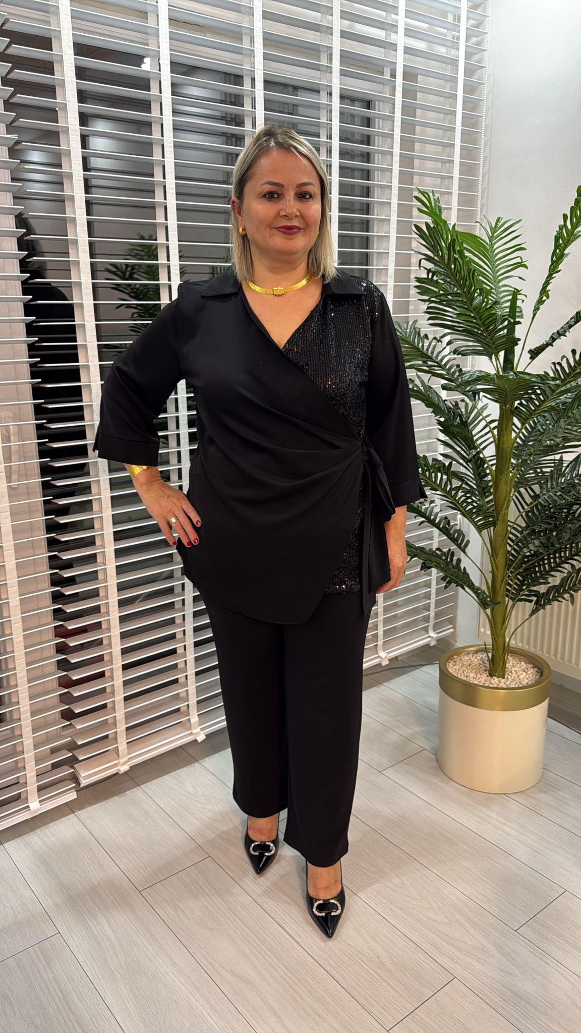 Pulpayet İşlemeli Gizem Bluz 
