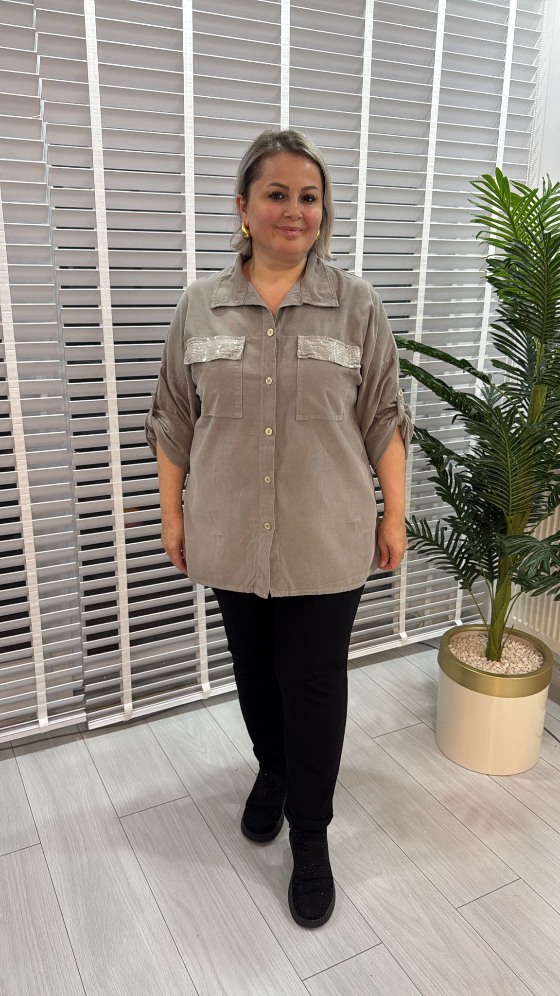 Sade Parlaklık Cep Gömlek