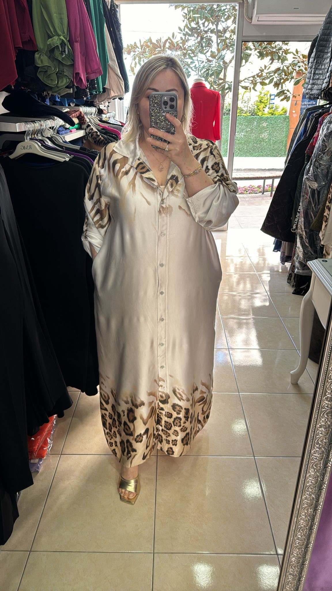 Leopar Işıltısı Gömlek Elbise