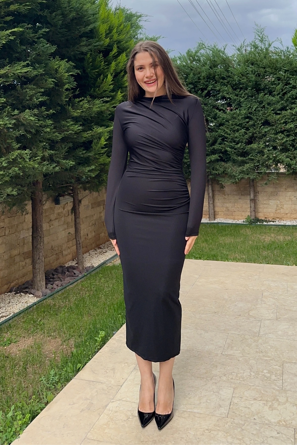 Bisiklet Yaka Drapeli Dalgıç Kumaş Maxi Yırtmaçlı Elbise