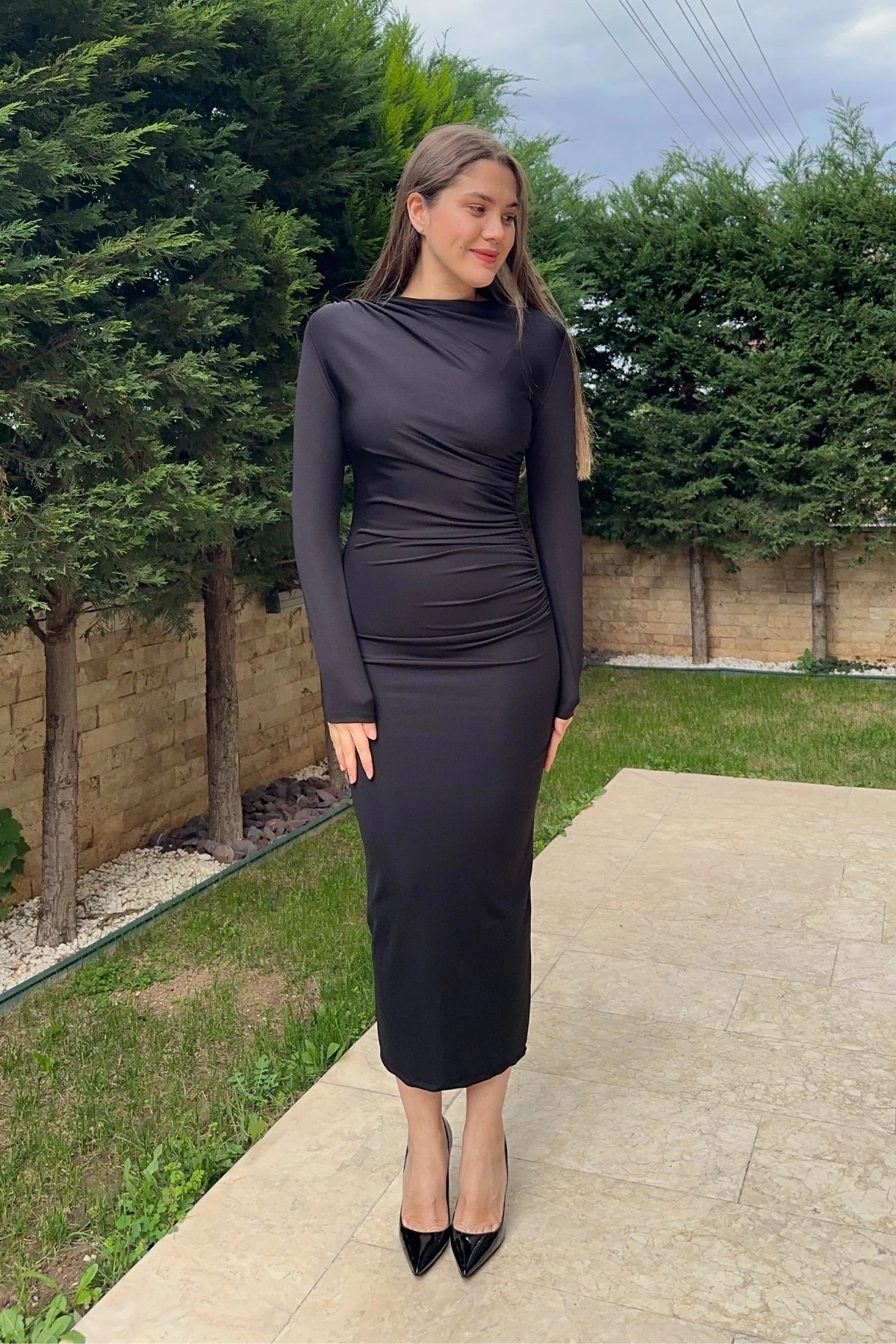 Bisiklet Yaka Drapeli Dalgıç Kumaş Maxi Yırtmaçlı Elbise