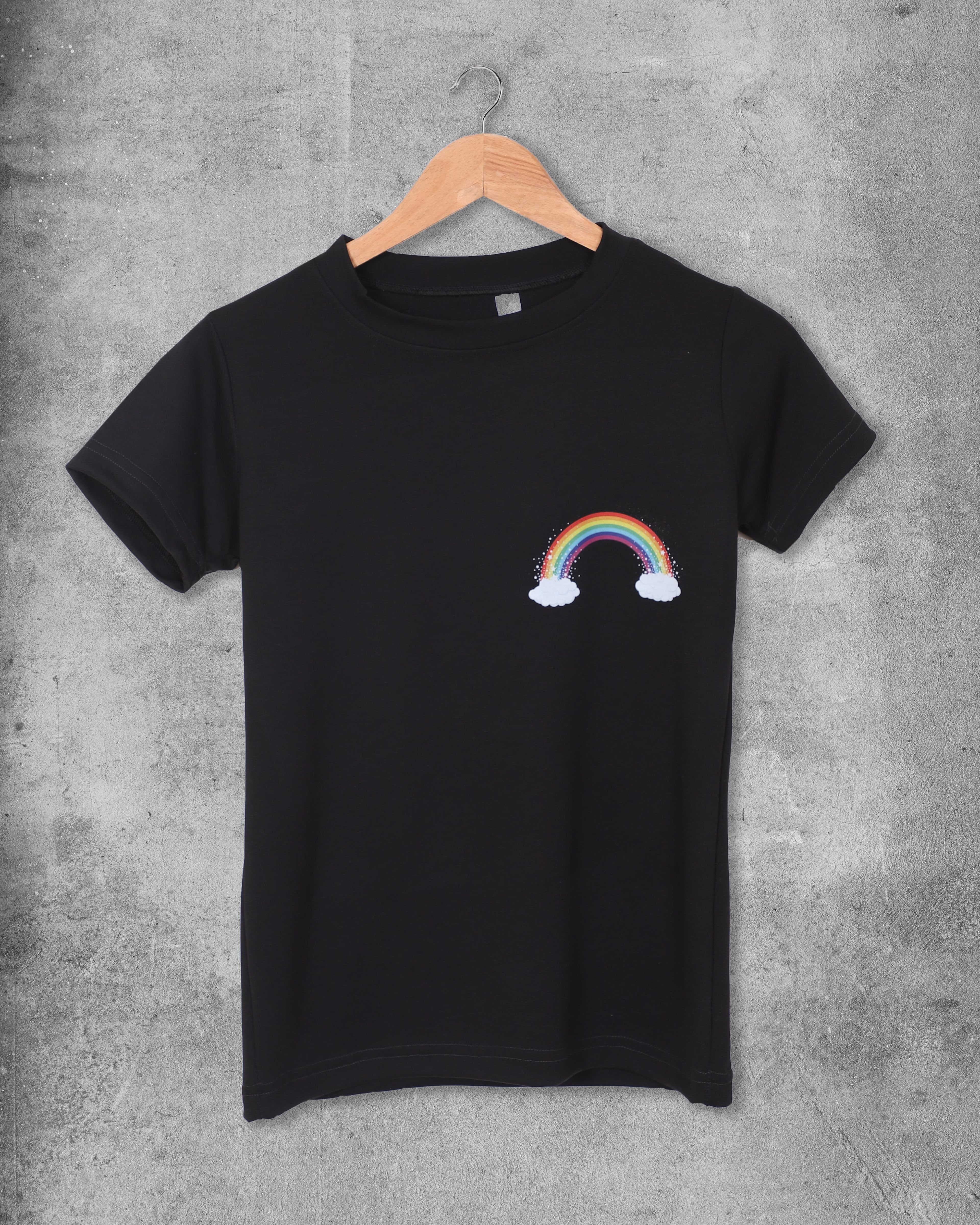 Rainbow Baskılı Siyah Kısa Kollu Tişört