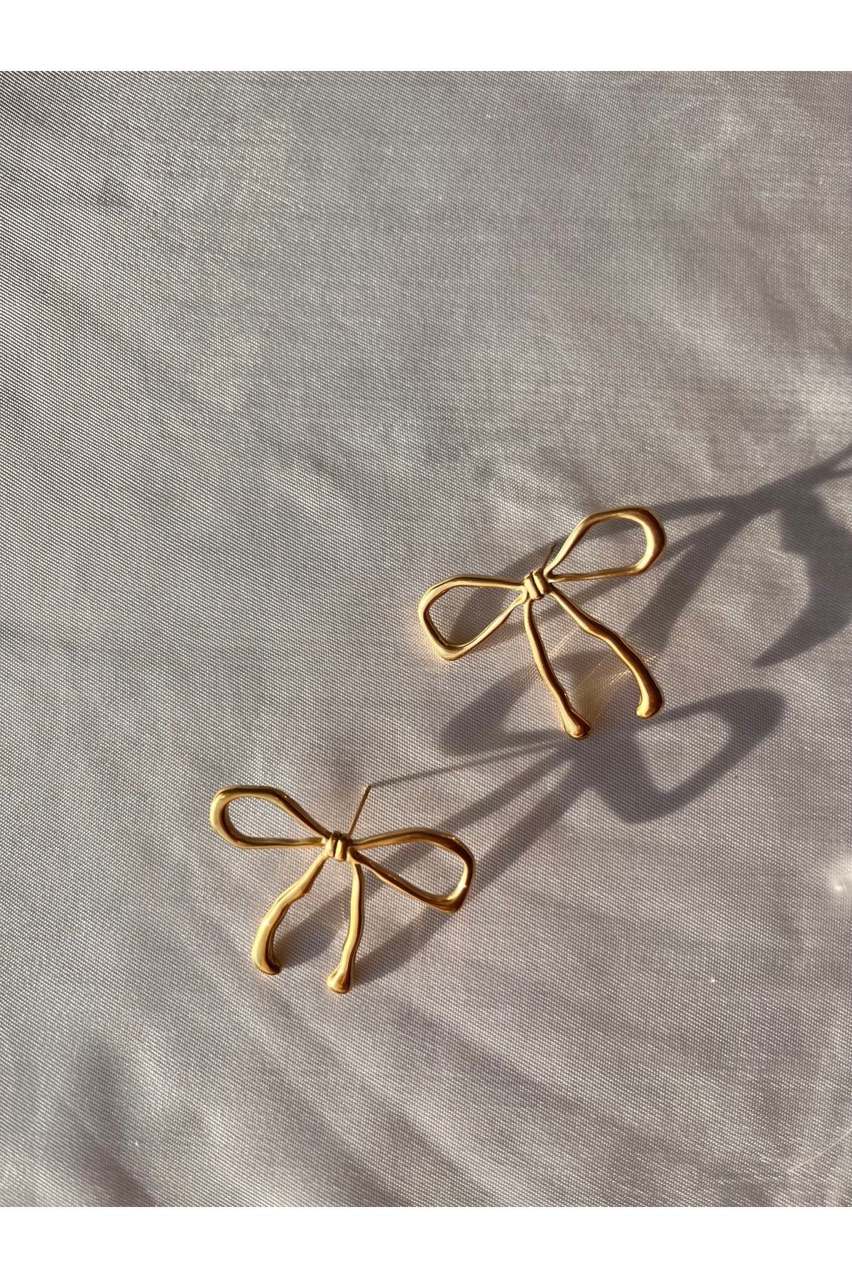 Paslanmaz Çelik Gold Kurdele Model Antialerjenik Küpe Modeli