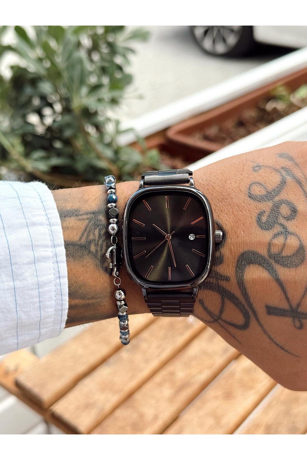 Siyah Metal Kordon-Kare Kasa, Siyah Kadran, Rose Gold İndeksli, Takvimli Erkek Kol Saati