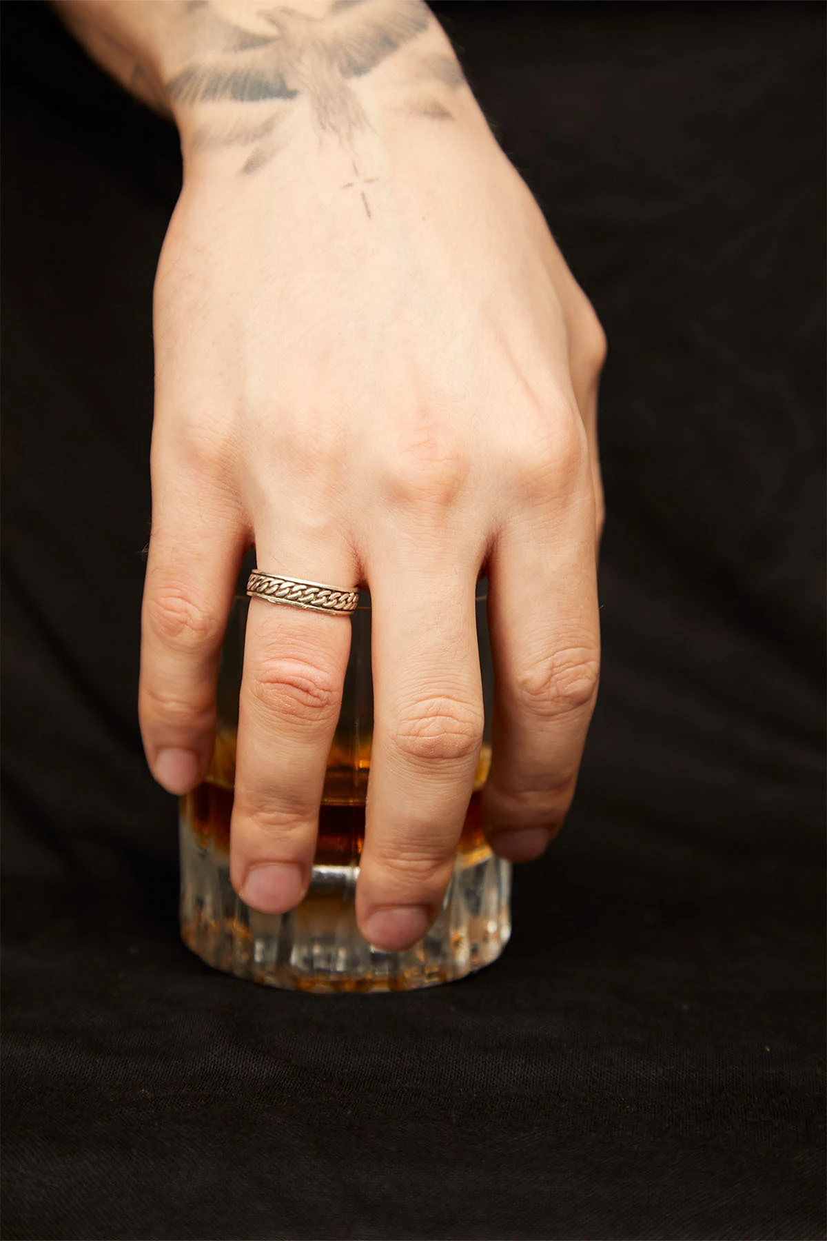 Erestor Erkek Zincir Figürlü Gümüş Kaplama Şık Tasarım Yüzük