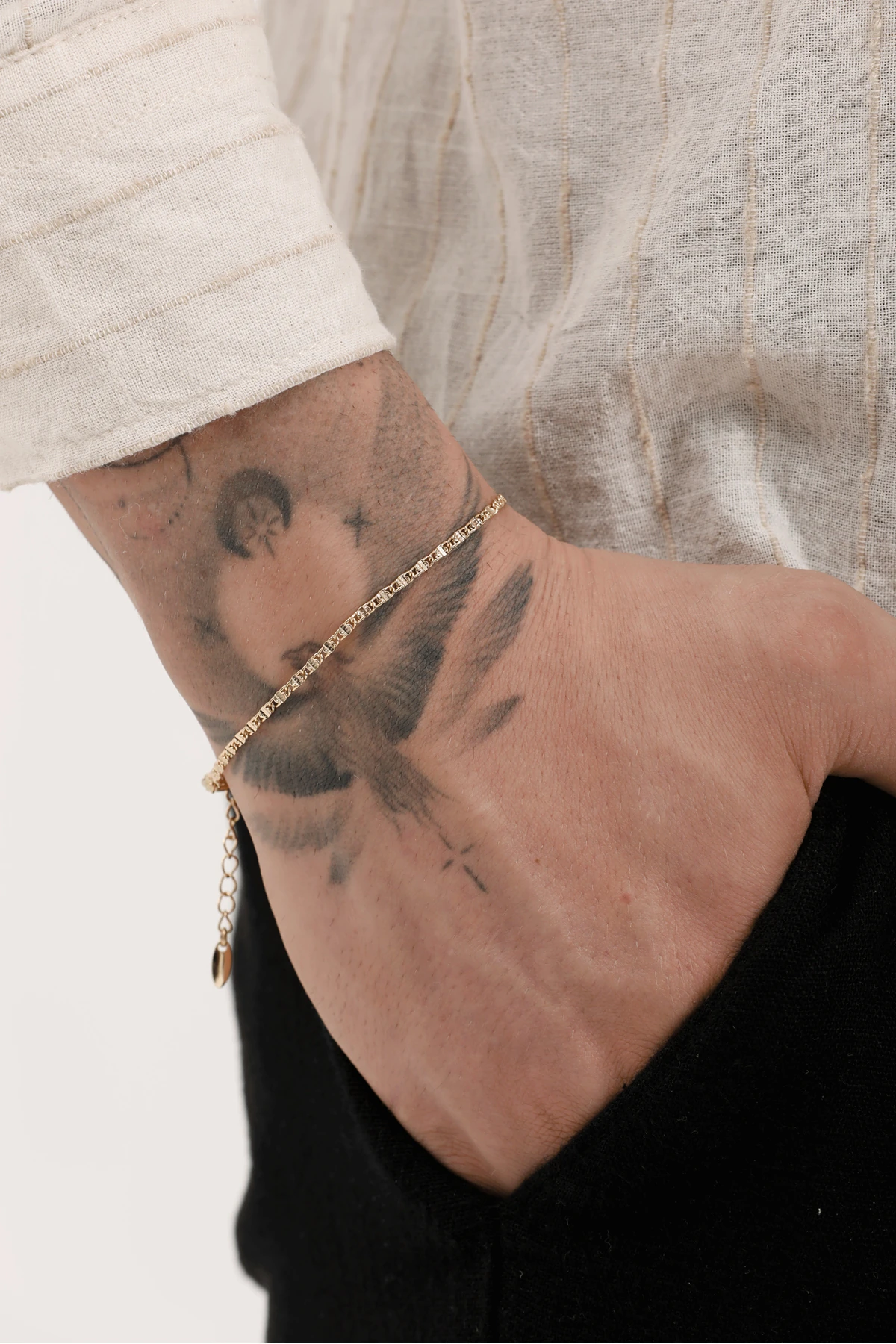 Turgun Altın Renk Elmas Kesim Burgu Kutu Zincir Xuping Unisex Bileklik