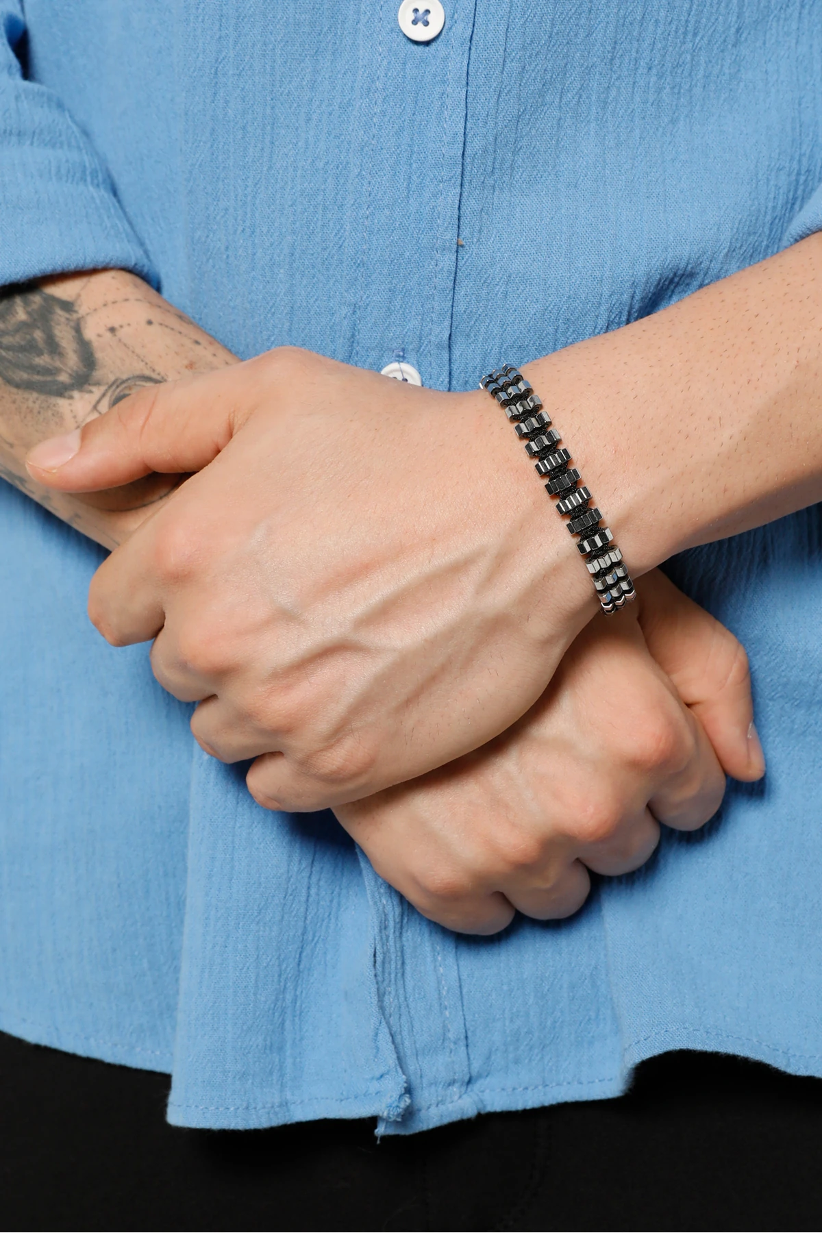 Cemendur Gümüş Taş Detaylı Erkek Ayarlanabilir Makrome Bileklik