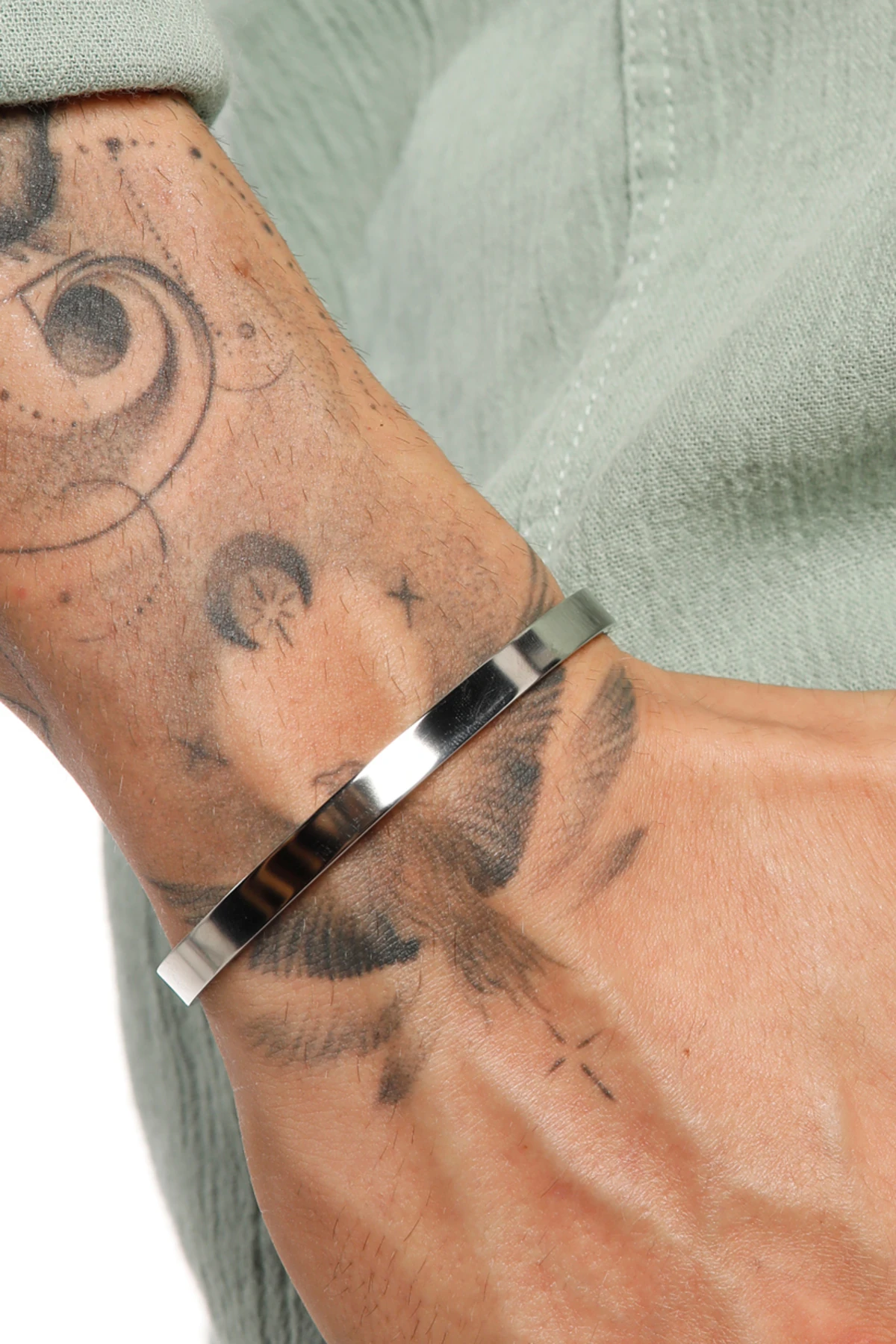 Varda Erkek Gümüş Paslanmaz Düz Çelik Kelepçe Bileklik