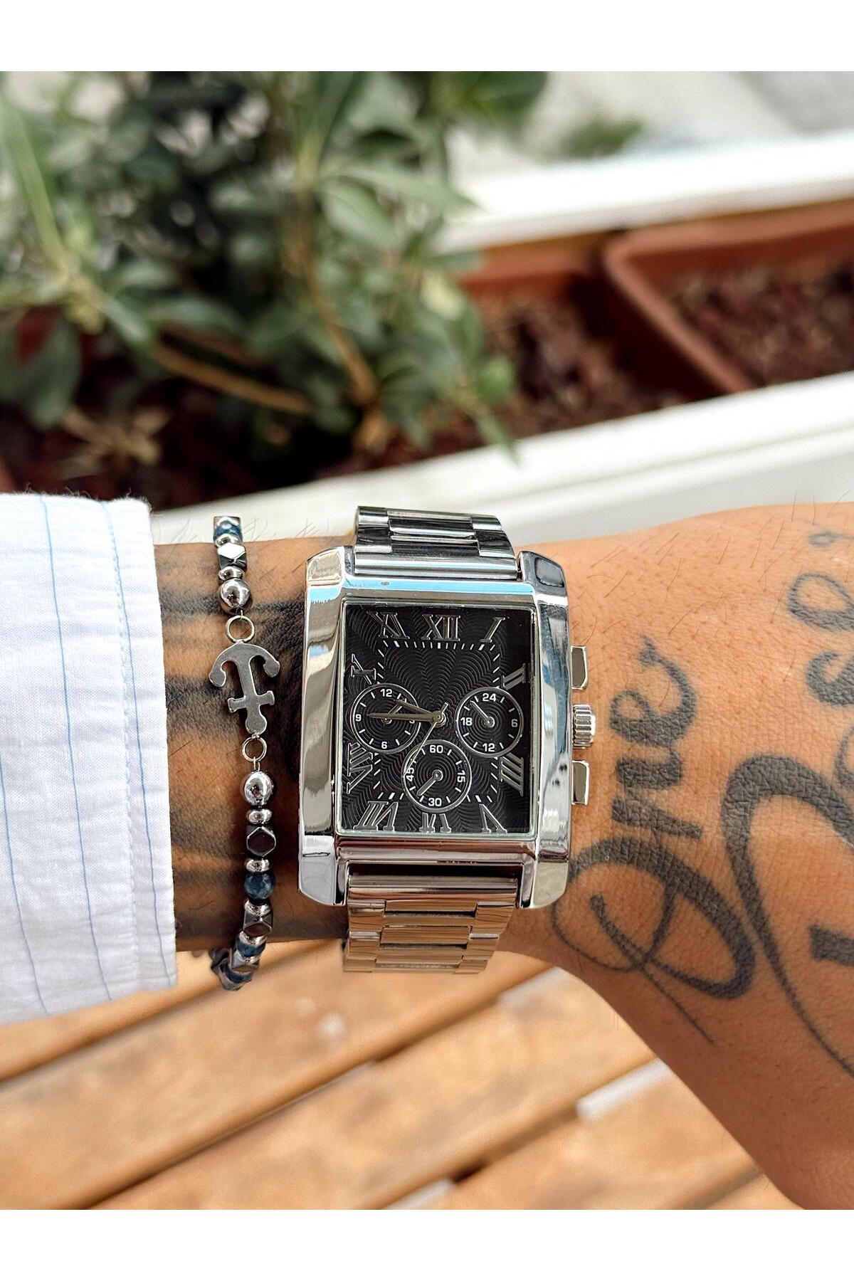 Dikdörtgen Kasa,Gümüş Metal Kordon, Siyah Kadran, Roma İndeksli Erkek Kol Saati