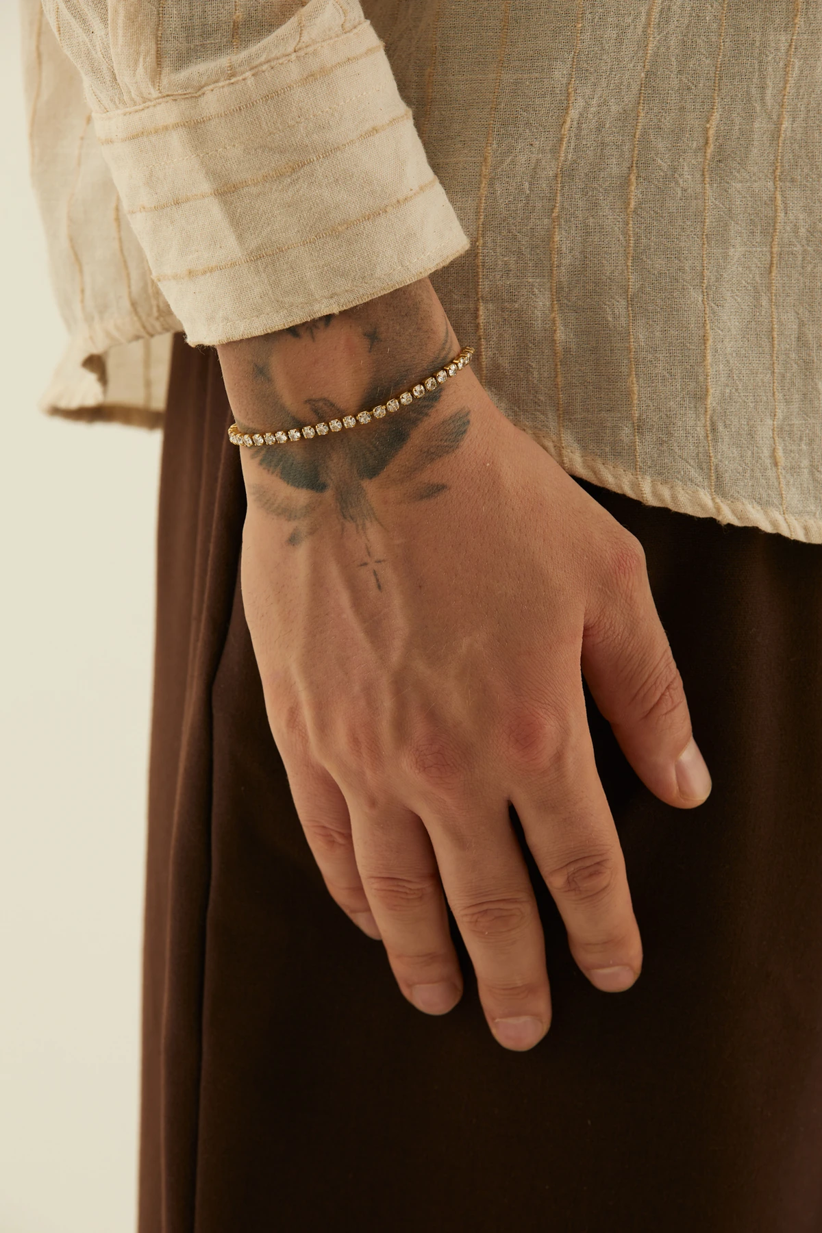 Erkek Altın Renk Zirkon Taşlı Çelik Su Yolu Bileklik