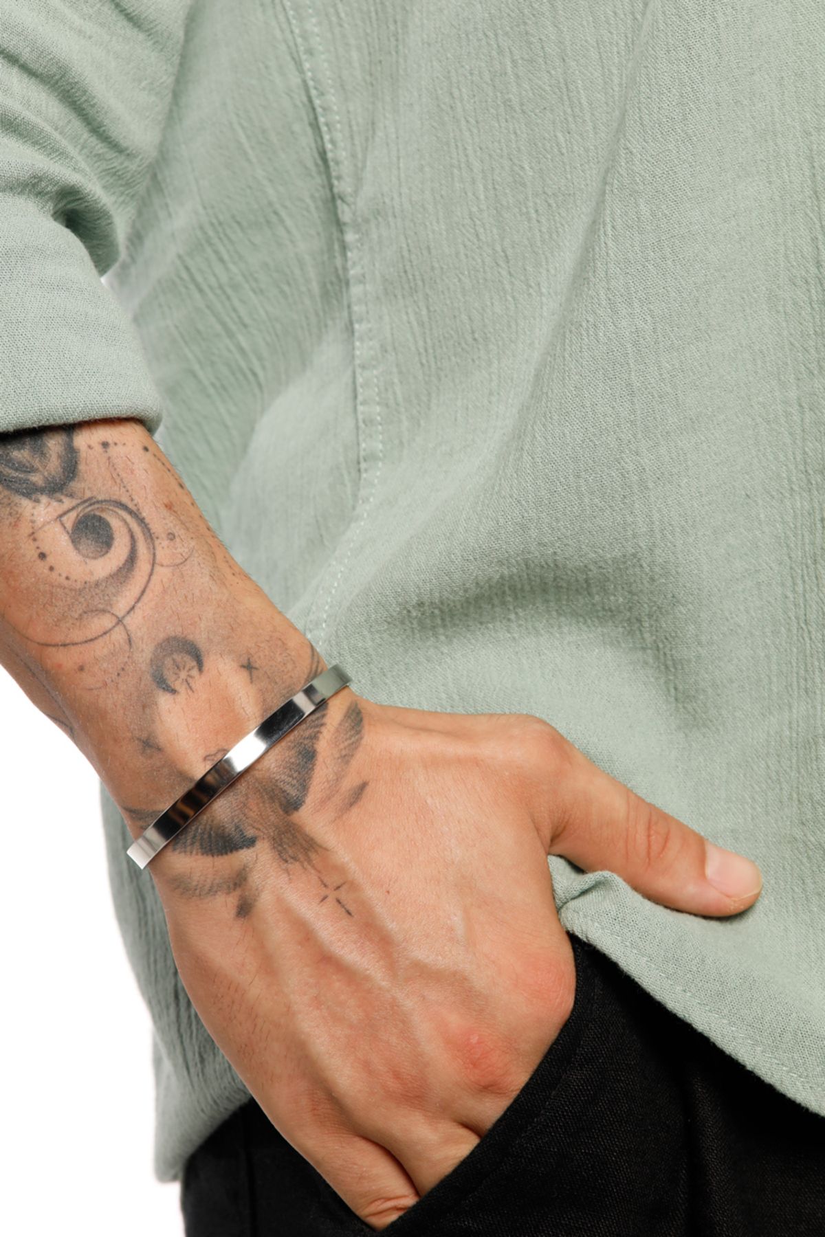 Varda Erkek Gümüş Paslanmaz Düz Çelik Kelepçe Bileklik