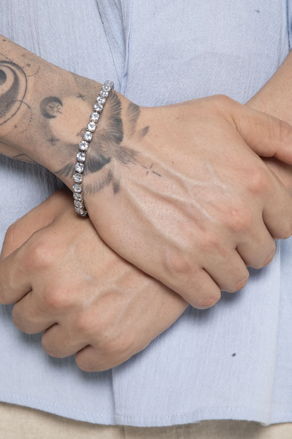 Erkek Gümüş Renk Işıltılı Su Yolu Taşlı Bileklik