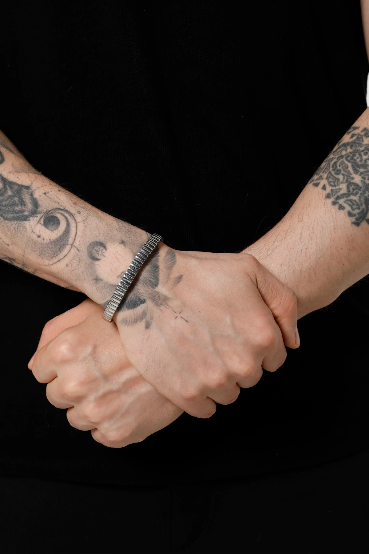 Erkek Gümüş Renk Yaylı Kelepçe Bileklik