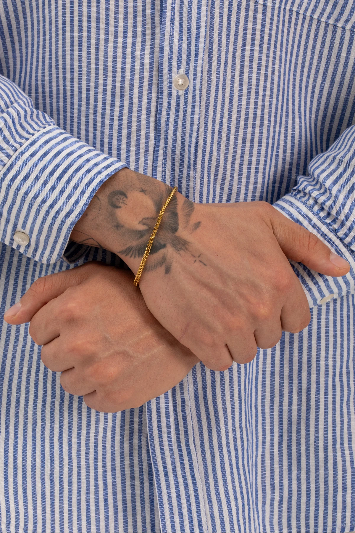 Erkek Altın Renk Özel Tasarım İtalyan Desenli Ezme Çelik Bileklik - Yeni Sezon