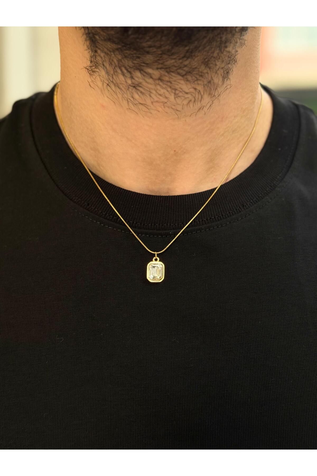 Aredhel Altın Renk Zirkon Taş Detaylı Paslanmaz Çelik Erkek Kolye