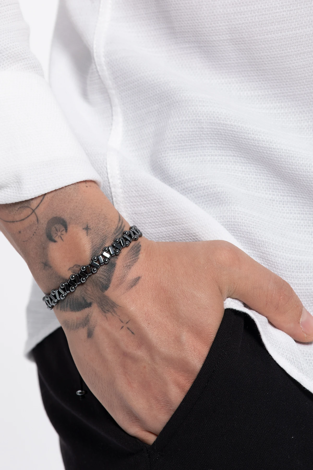 Gondor Erkek Antrasit Renk Geometrik Zikzak Model Ayarlanabilir Makrome Örgü Bileklik