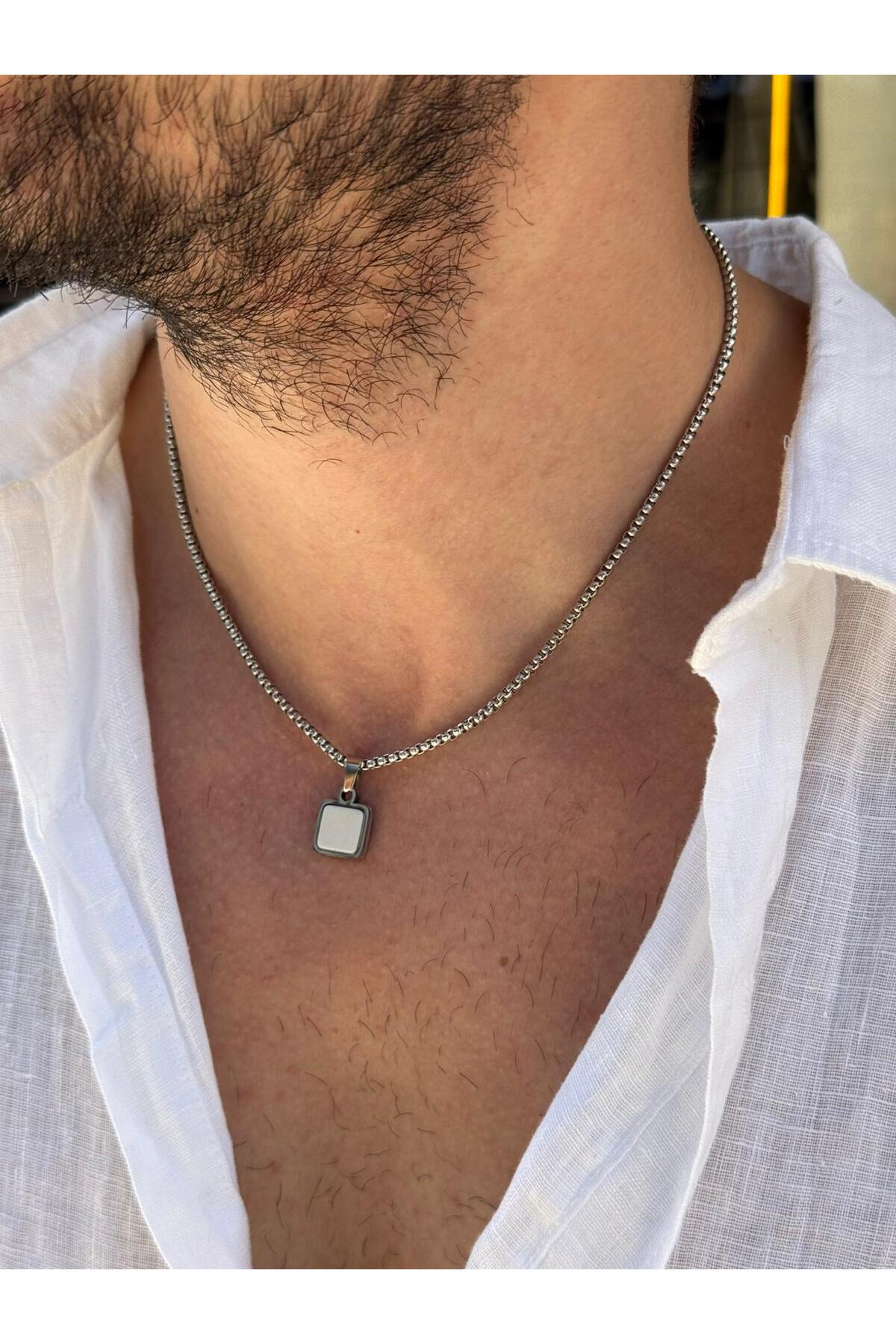 Petyr Erkek Minimal Kare Beyaz Oniks Doğal Taş Uçlu Çelik Kolye