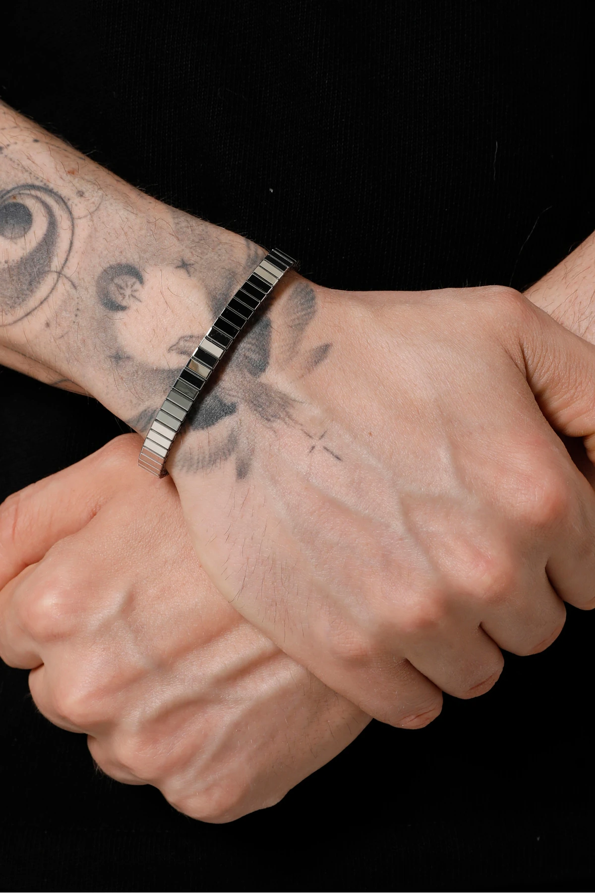 Erkek Gümüş Renk Yaylı Kelepçe Bileklik