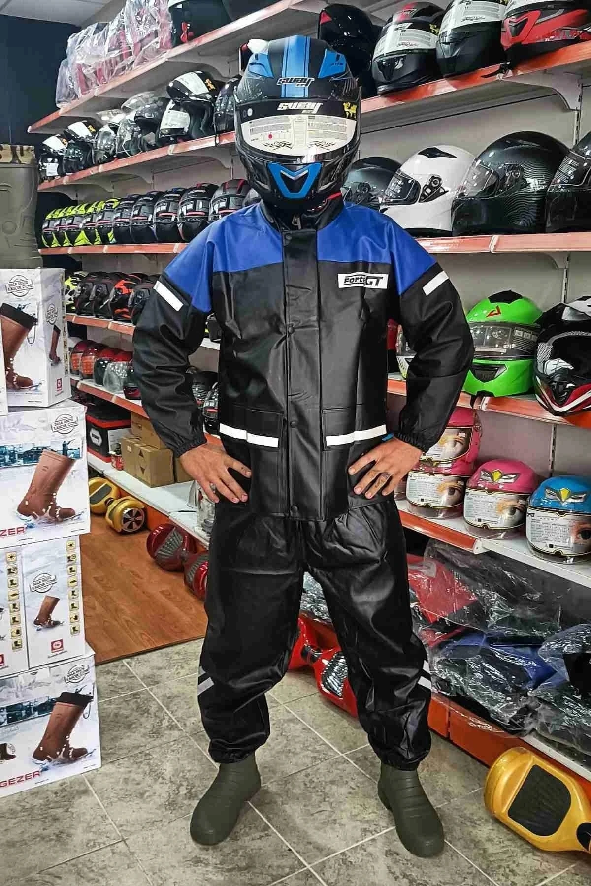 Gt Cepli Ve Reflektörlü Yağmurluk Takım Mavi