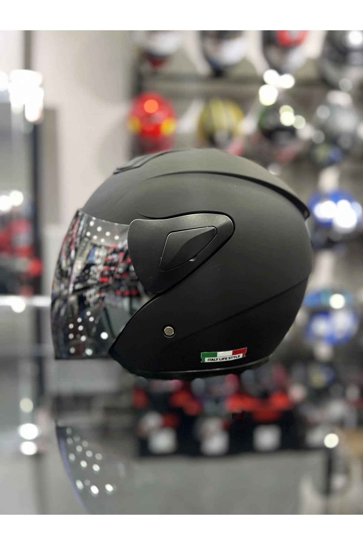 733 Mat Siyah Yarım Kask - Ayna Vizörlü